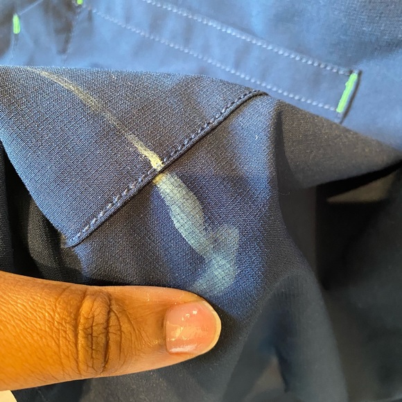 Carhartt 2x blue scrub blouse…. - Picture 5 of 11